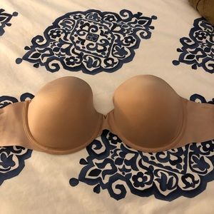 Victoria’s Secret Strapless Bra